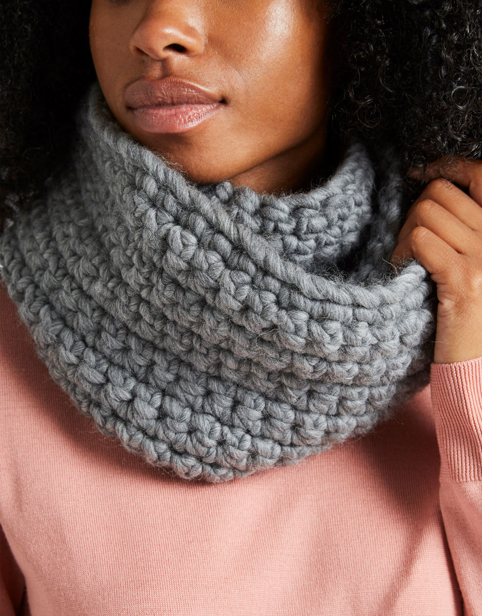 WATG Celebration Snood CROCHET Pattern.