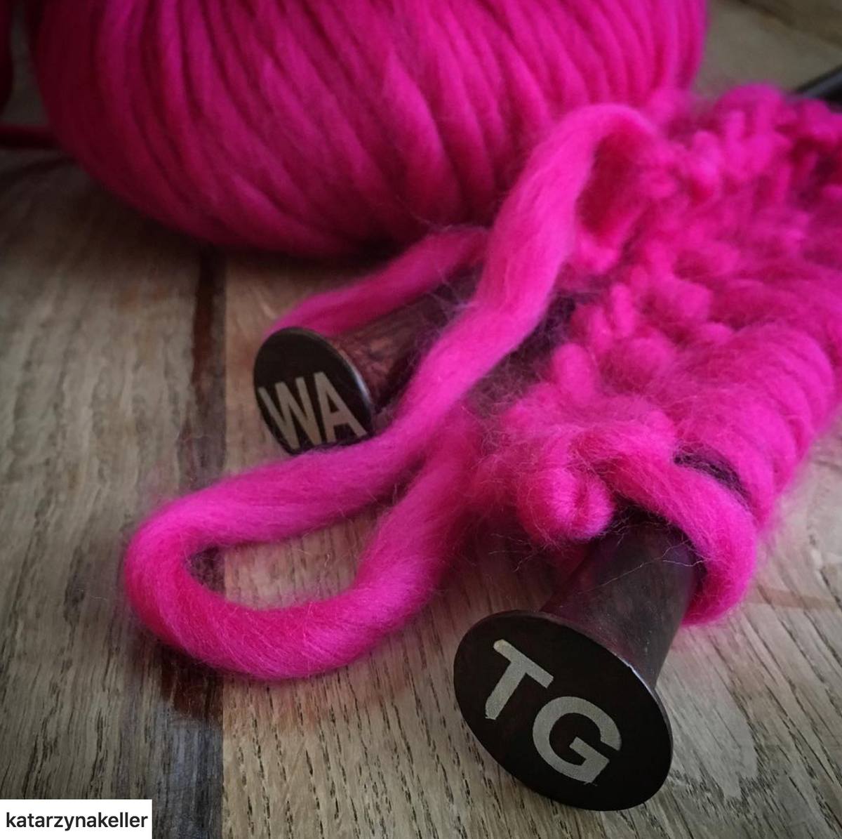 WATG Crazy Sexy Wool HOT PUNK PINK