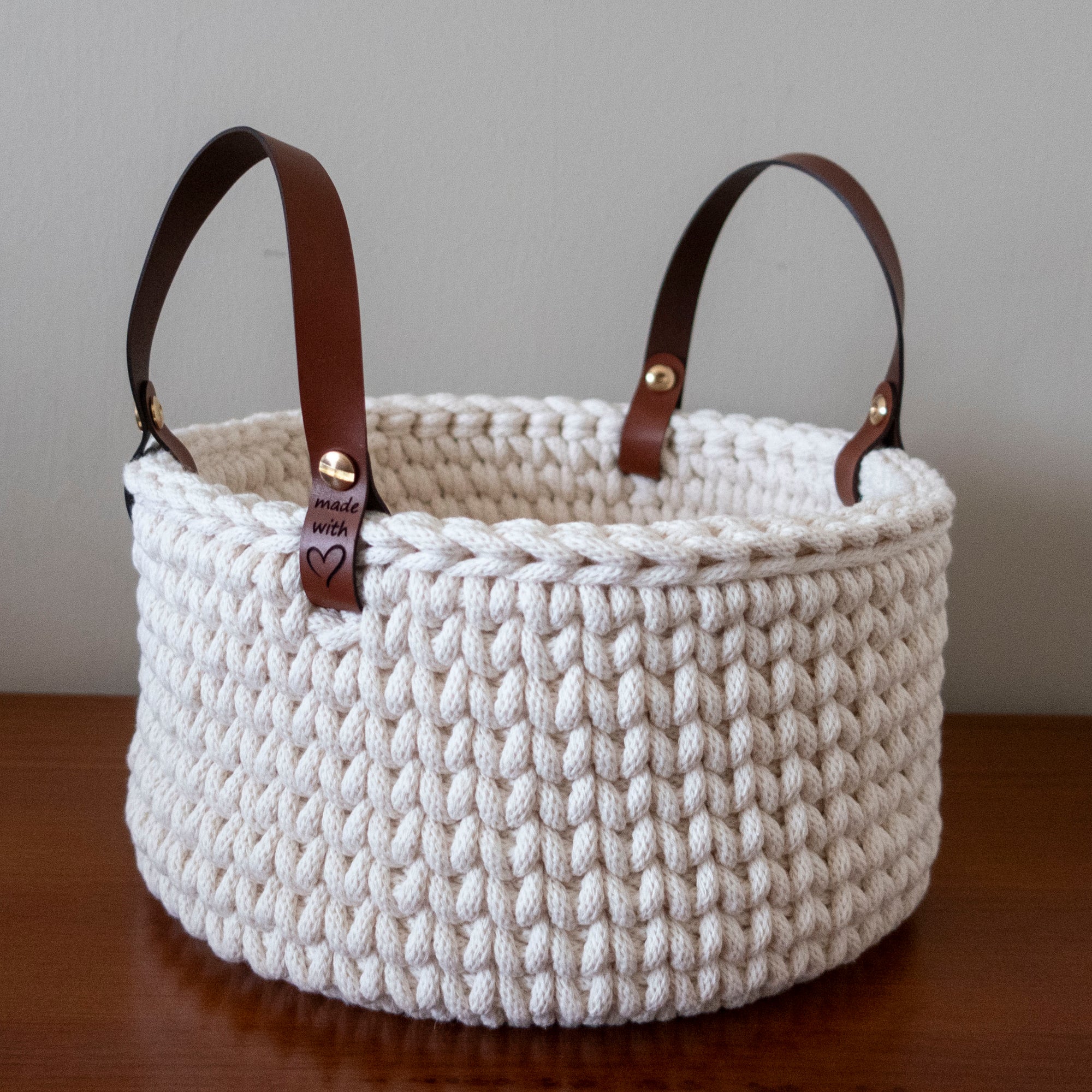 22cm Basket + Leather Handles