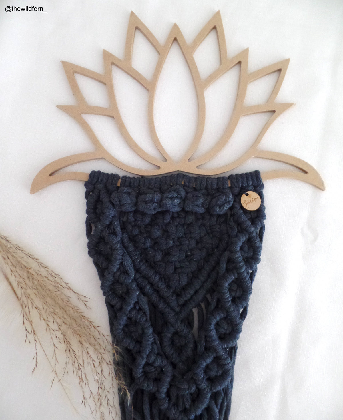 Macrame Frame LOTUS