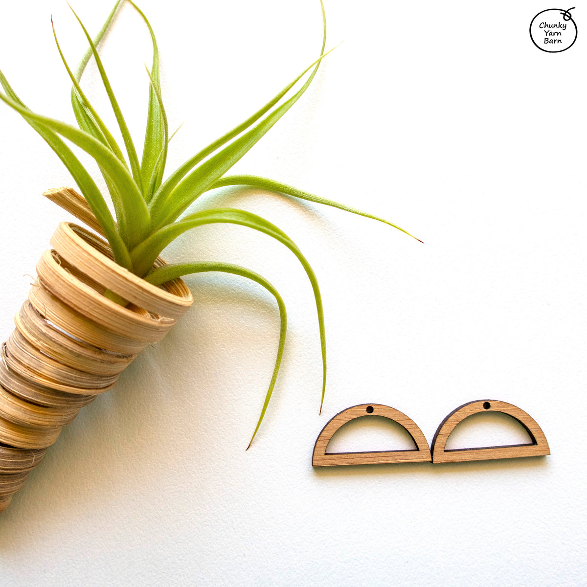 BAMBOO Earring Macrame Frames HALF MOON