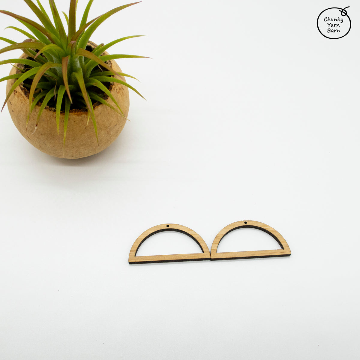 BAMBOO Earring Macrame Frames HALF MOON