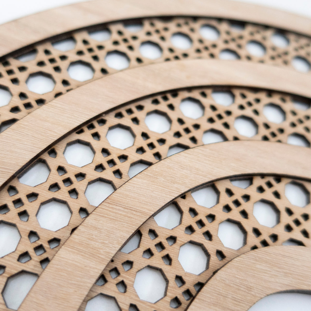 Macrame Frame RATTAN RAINBOW