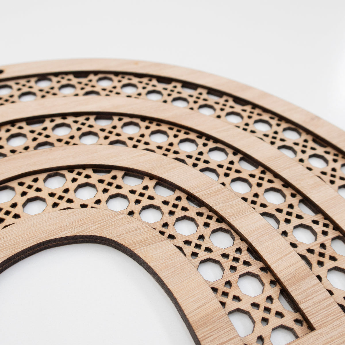 Macrame Frame RATTAN RAINBOW