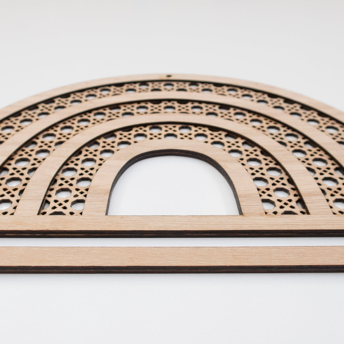 Macrame Frame RATTAN RAINBOW