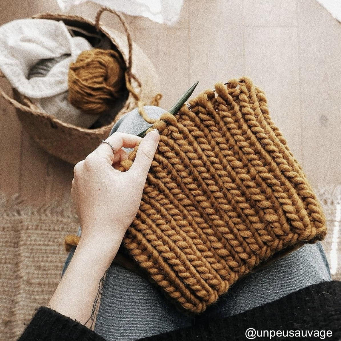 WATG Crazy Sexy Wool BRONZED OLIVE