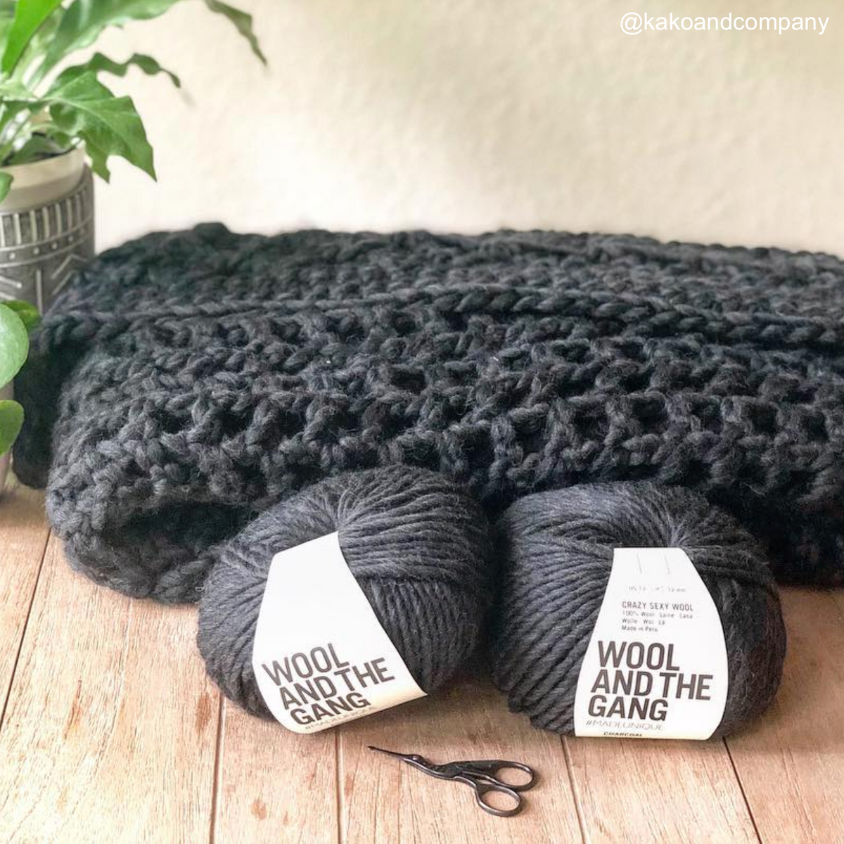 WATG Crazy Sexy Wool CHARCOAL